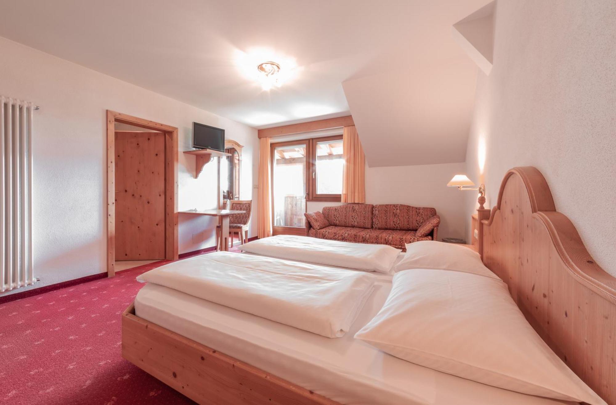 Berghotel Zum Zirm كولابو المظهر الخارجي الصورة